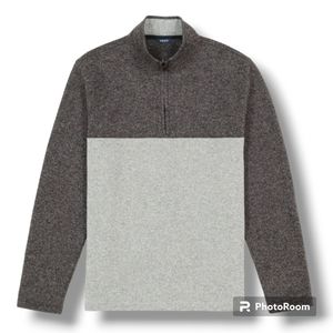 NWT Izod Two Tone Gray Men's 1/4 Zipped Collar Fleece Pullover